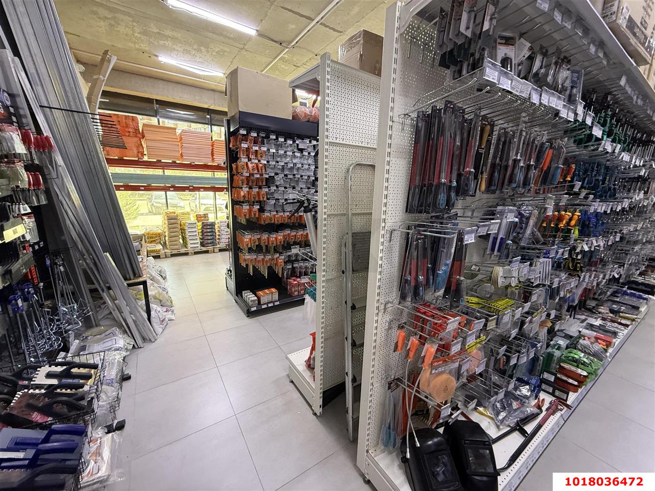 Фото №5: Отдельное здание <span class="whitespace-nowrap">247 м²</span>, <span class="whitespace-nowrap">1/1 эт.</span> - Краснодар, Прикубанский внутригородской округ, мкр. жилой комплекс Друзья, ул. имени Б.С. Кудухова, 1
