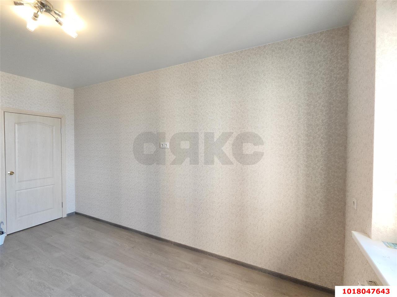 Фото №3: 2-комнатная квартира <span class="whitespace-nowrap">54 м²</span>, <span class="whitespace-nowrap">3/19 эт.</span> - Краснодар, Прикубанский внутригородской округ, Калинино, Завод Радиоизмерительных Приборов, мкр. ЖК Акварели-2, ул. Тепличная, 62/1к3