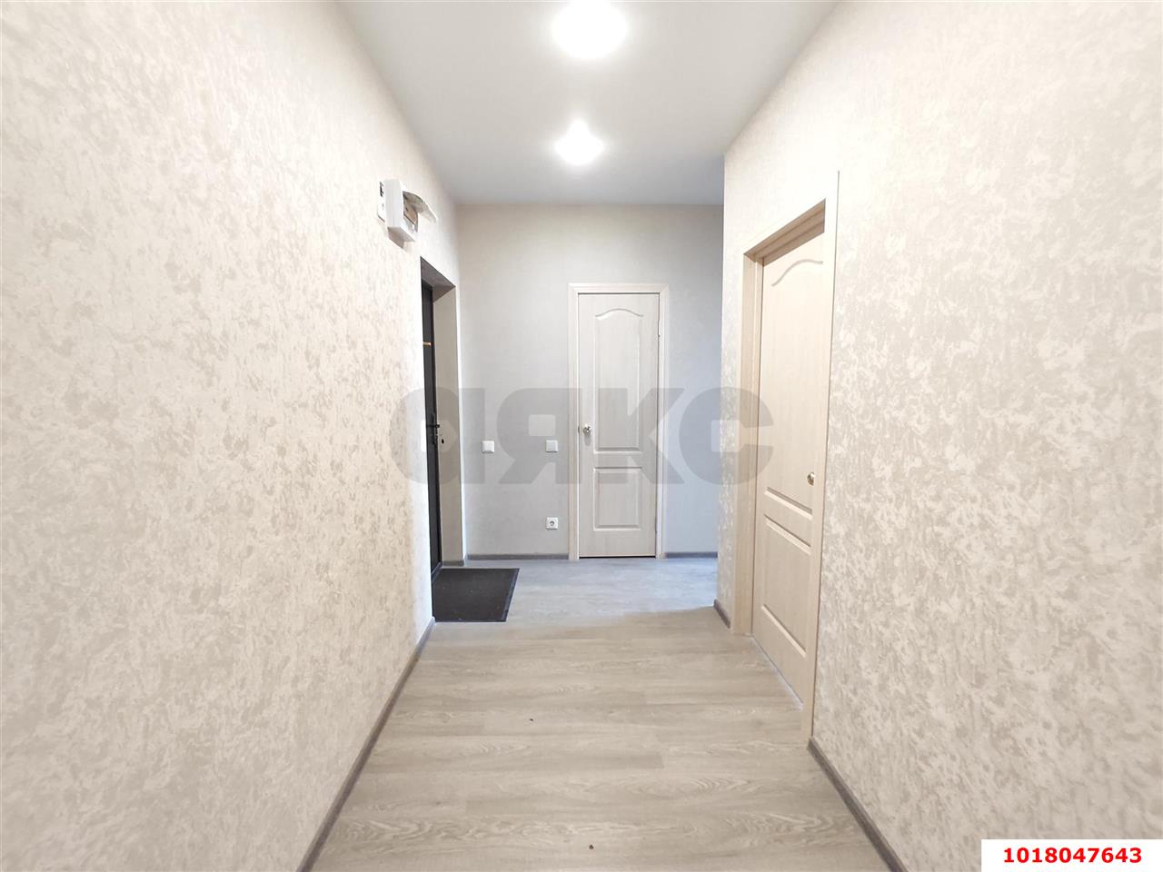 Фото №5: 2-комнатная квартира <span class="whitespace-nowrap">54 м²</span>, <span class="whitespace-nowrap">3/19 эт.</span> - Краснодар, Прикубанский внутригородской округ, Калинино, Завод Радиоизмерительных Приборов, мкр. ЖК Акварели-2, ул. Тепличная, 62/1к3