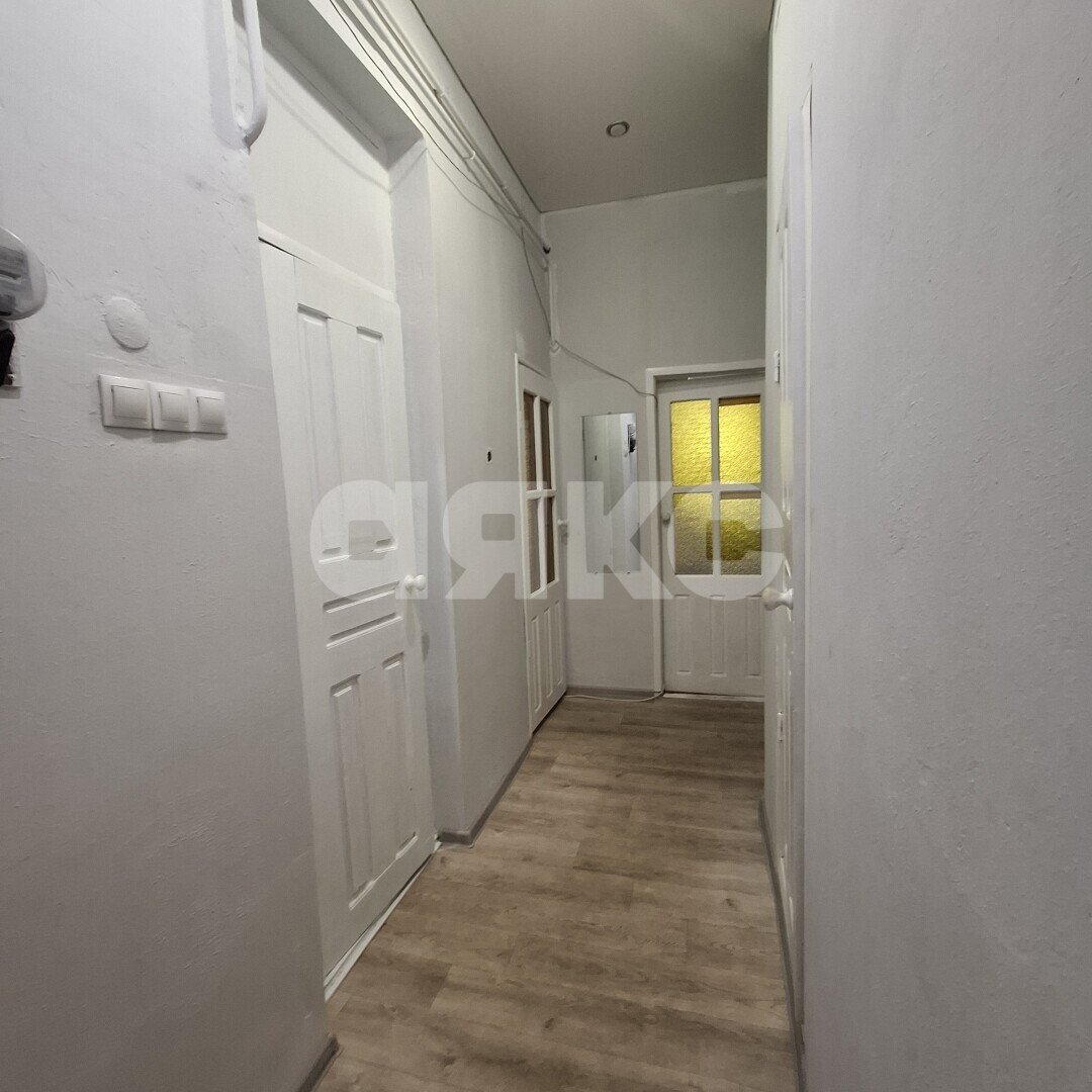 Фото №6: 1-комнатная квартира <span class="whitespace-nowrap">27 м²</span>, <span class="whitespace-nowrap">3/3 эт.</span> - Туапсе, ул. Карла Маркса, 10/8