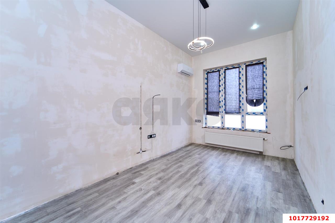 Фото №16: 2-комнатная квартира <span class="whitespace-nowrap">58 м²</span>, <span class="whitespace-nowrap">12/13 эт.</span> - Краснодар, Прикубанский внутригородской округ, мкр. ЖК Красная Площадь, ул. Конгрессная, 17