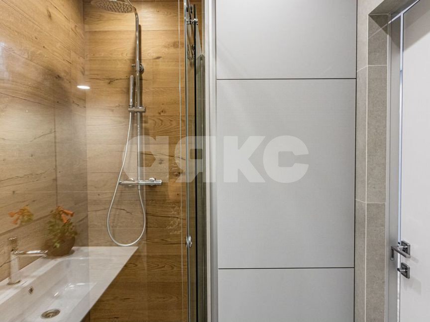 Фото №23: 2-комнатная квартира <span class="whitespace-nowrap">82 м²</span>, <span class="whitespace-nowrap">5/20 эт.</span> - Геленджик, ул. Мира, 40