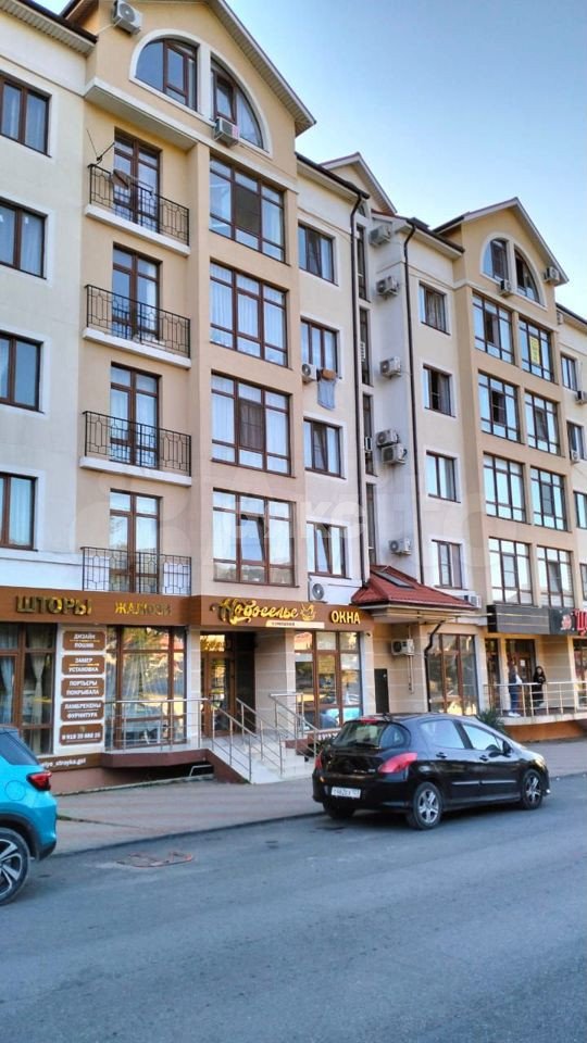 Фото №2: 1-комнатная квартира <span class="whitespace-nowrap">40 м²</span>, <span class="whitespace-nowrap">5/6 эт.</span> - Геленджик, мкр. Южный, ул. Прасковеевская, 19