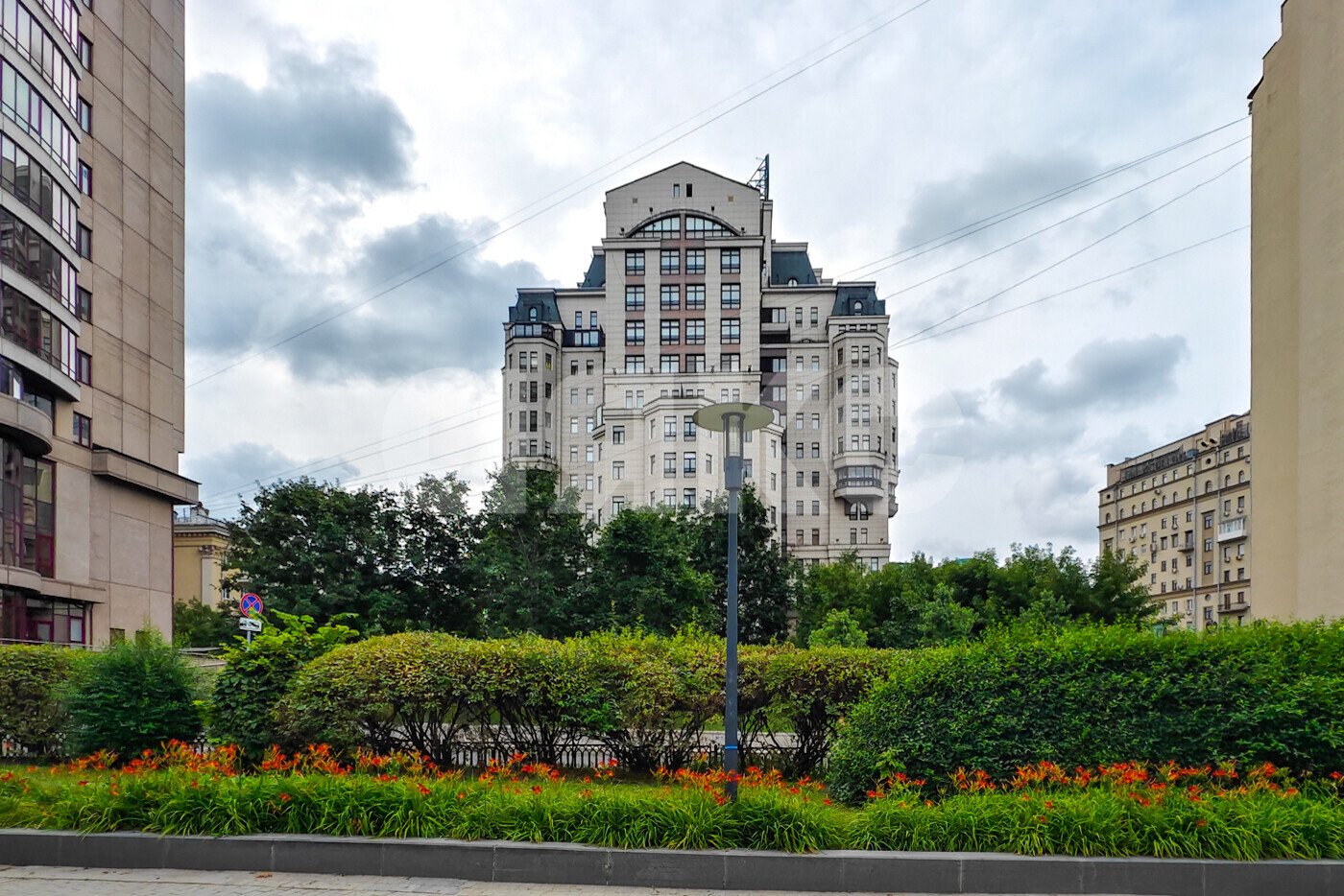 Фото №5: 4-комнатная квартира <span class="whitespace-nowrap">292 м²</span>, <span class="whitespace-nowrap">5/17 эт.</span> - Москва, ул. Новый Арбат, 29