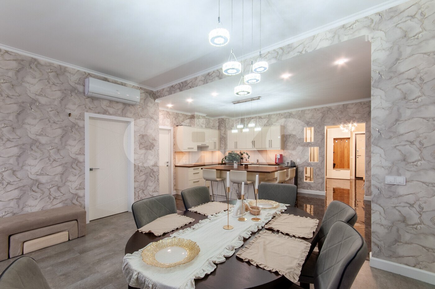 Фото №2: 4-комнатная квартира <span class="whitespace-nowrap">292 м²</span>, <span class="whitespace-nowrap">5/17 эт.</span> - Москва, ул. Новый Арбат, 29