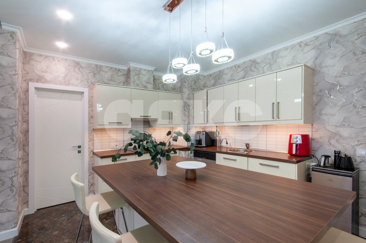 Фото №8: 4-комнатная квартира <span class="whitespace-nowrap">292 м²</span>, <span class="whitespace-nowrap">5/17 эт.</span> - Москва, ул. Новый Арбат, 29
