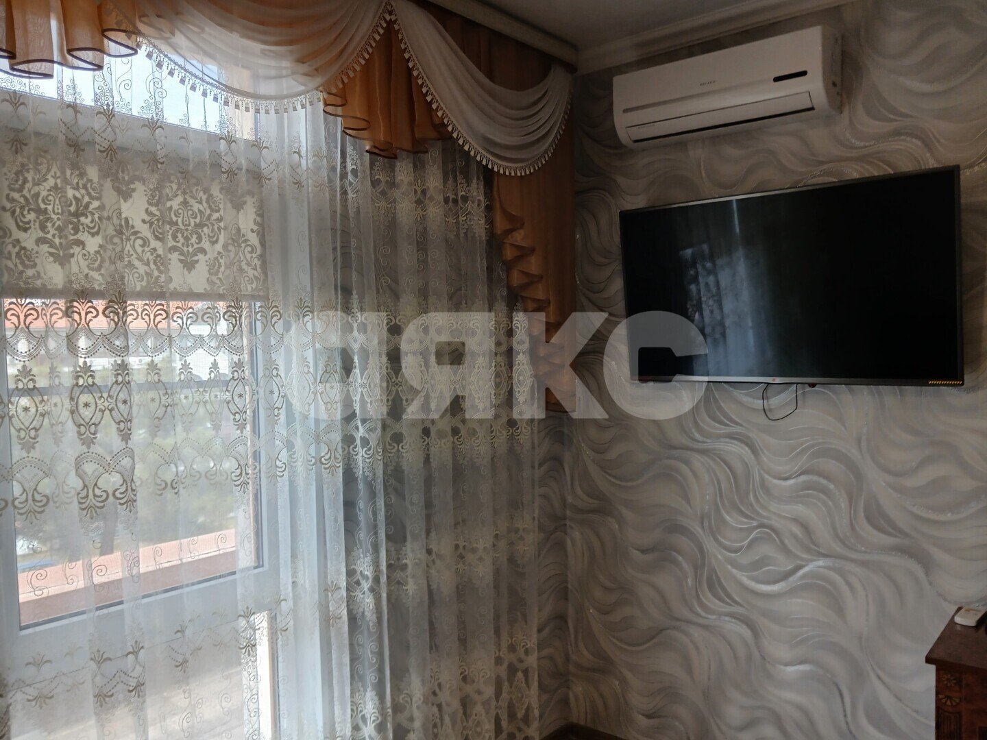 Фото №6: 2-комнатная квартира <span class="whitespace-nowrap">70 м²</span>, <span class="whitespace-nowrap">3/6 эт.</span> - Геленджик, мкр. жилой комплекс Созвездие, пр-кт Геленджикский, 4В