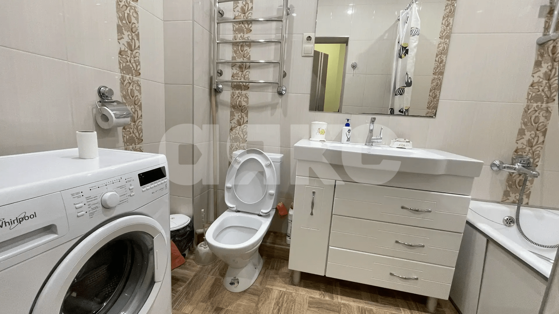 Фото №7: 2-комнатная квартира <span class="whitespace-nowrap">58 м²</span>, <span class="whitespace-nowrap">4/5 эт.</span> - Геленджик, мкр. 5-й, ул. Прасковеевская, 7