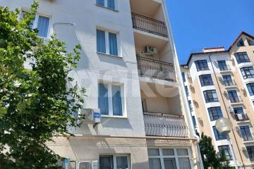 Фото №1: 1-комнатная квартира <span class="whitespace-nowrap">32 м²</span>, <span class="whitespace-nowrap">4/4 эт.</span> - Геленджик, мкр. ЖК Столичный Квартал, ул. Дивноморская, 37к9
