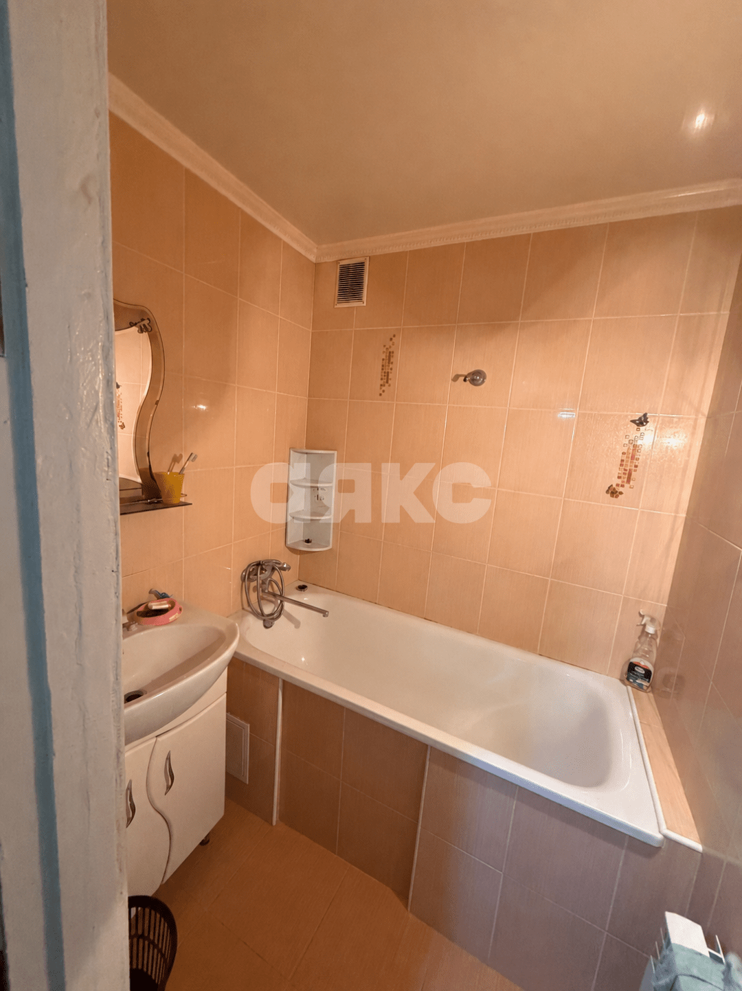 Фото №8: 2-комнатная квартира <span class="whitespace-nowrap">53 м²</span>, <span class="whitespace-nowrap">3/5 эт.</span> - Володарское, ул. Ленина, 25