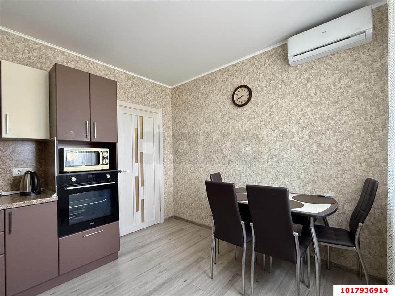 Фото №12: 1-комнатная квартира <span class="whitespace-nowrap">46 м²</span>, <span class="whitespace-nowrap">10/18 эт.</span> - Краснодар, Прикубанский внутригородской округ, мкр. Горхутор, ул. Агрономическая, 2/5лит2
