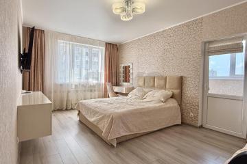 Фото №1: 1-комнатная квартира <span class="whitespace-nowrap">42 м²</span>, <span class="whitespace-nowrap">10/18 эт.</span> - Краснодар, мкр. Горхутор, ул. Агрономическая, 2/5лит2