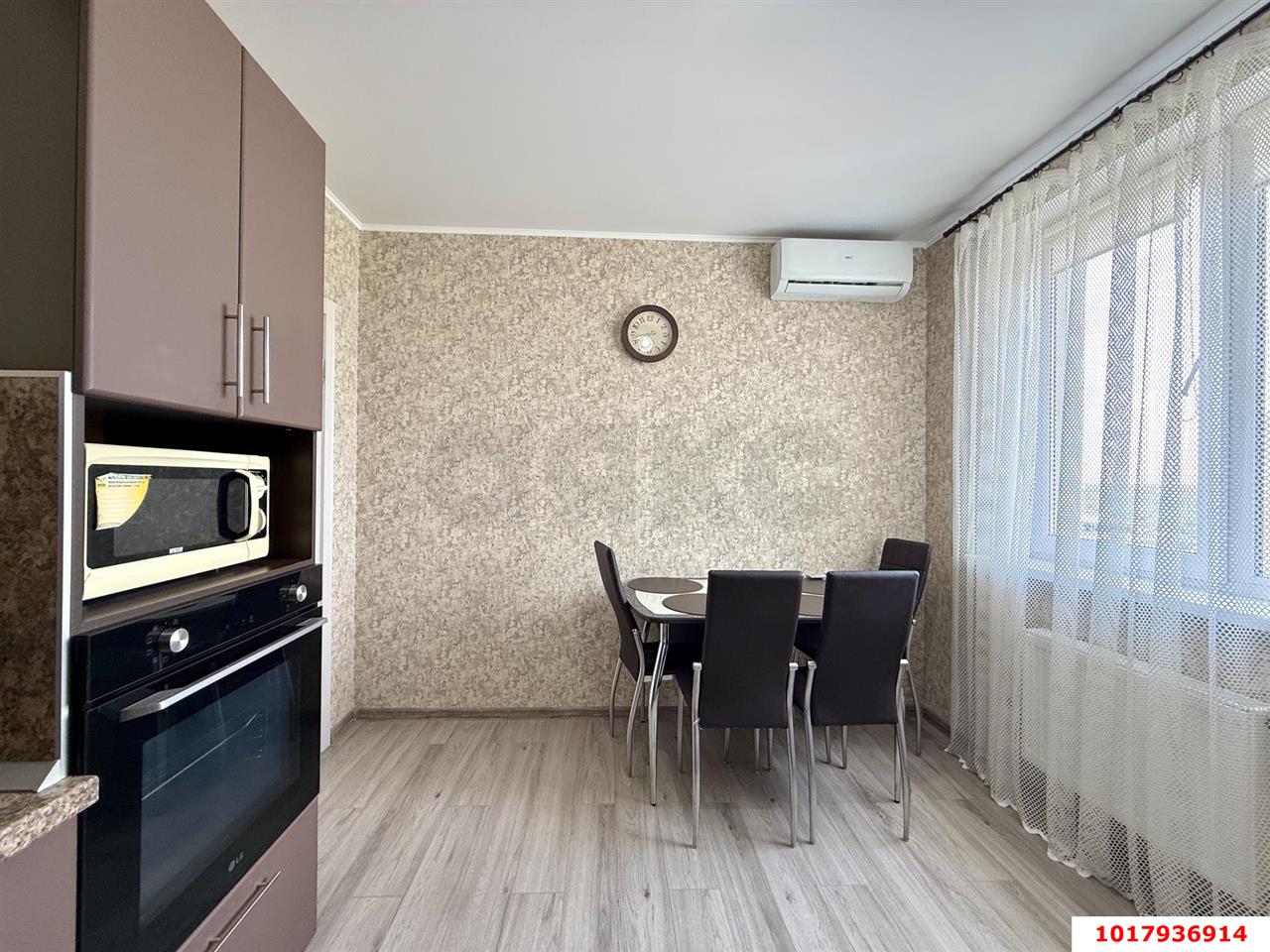 Фото №11: 1-комнатная квартира <span class="whitespace-nowrap">46 м²</span>, <span class="whitespace-nowrap">10/18 эт.</span> - Краснодар, Прикубанский внутригородской округ, мкр. Горхутор, ул. Агрономическая, 2/5лит2