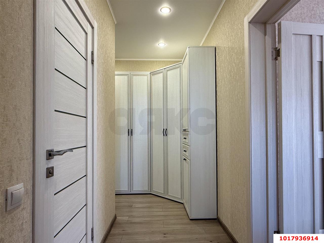 Фото №14: 1-комнатная квартира <span class="whitespace-nowrap">46 м²</span>, <span class="whitespace-nowrap">10/18 эт.</span> - Краснодар, Прикубанский внутригородской округ, мкр. Горхутор, ул. Агрономическая, 2/5лит2