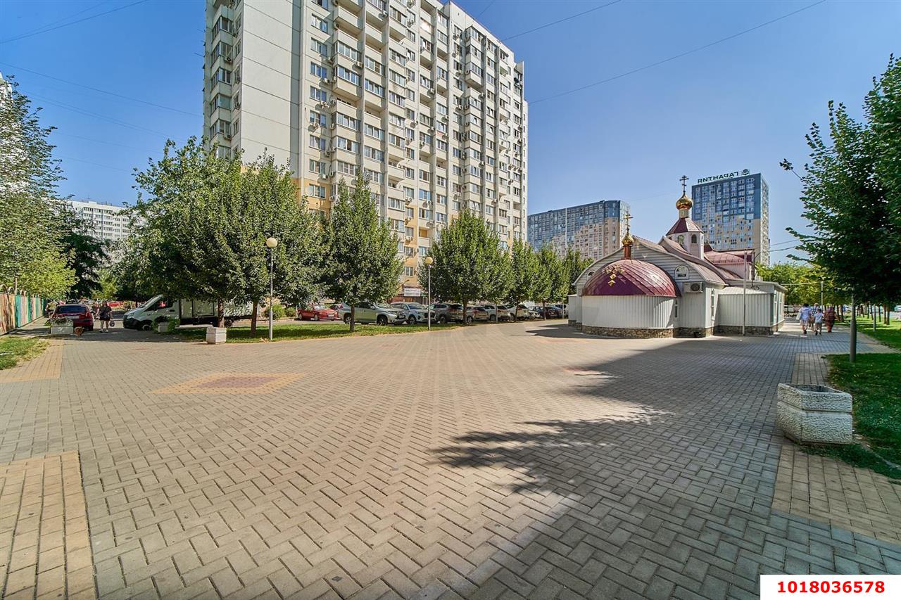 Фото №15: 2-комнатная квартира <span class="whitespace-nowrap">80 м²</span>, <span class="whitespace-nowrap">1/16 эт.</span> - Краснодар, Прикубанский внутригородской округ, мкр. Московский, ул. им. Байбакова Н.К., 14