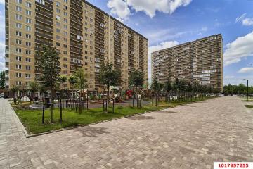 Фото №1: 1-комнатная квартира <span class="whitespace-nowrap">38 м²</span>, <span class="whitespace-nowrap">2/16 эт.</span> - Краснодар, мкр. жилой комплекс Дыхание, ул. Лётчика Позднякова, 2к16