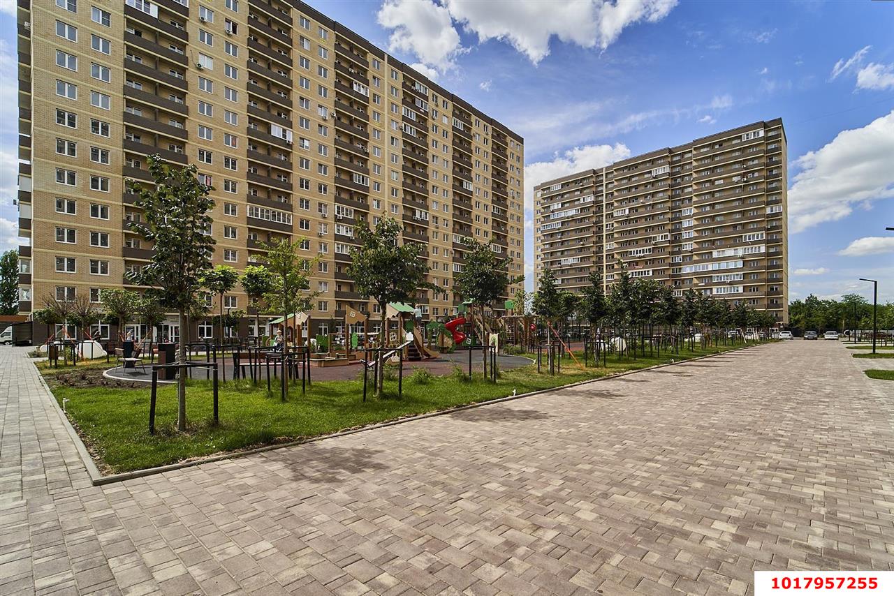 Фото №1: 1-комнатная квартира <span class="whitespace-nowrap">42 м²</span>, <span class="whitespace-nowrap">2/16 эт.</span> - Краснодар, Прикубанский внутригородской округ, мкр. жилой комплекс Дыхание, ул. Лётчика Позднякова, 2к16