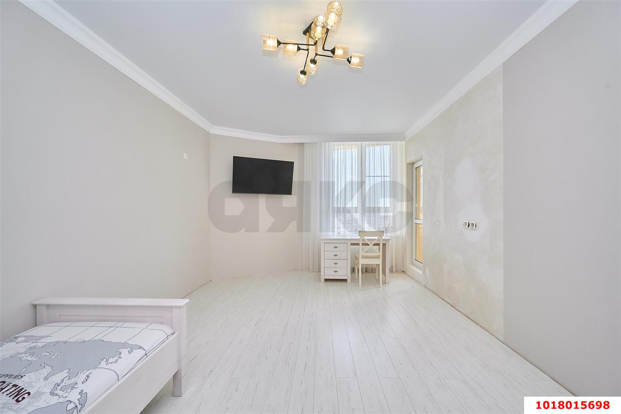 Фото №2: 2-комнатная квартира <span class="whitespace-nowrap">65 м²</span>, <span class="whitespace-nowrap">22/24 эт.</span> - Краснодар, Кожзавод, ЖК Европейский, мкр. Западный внутригородской округ, ул. Кожевенная, 28