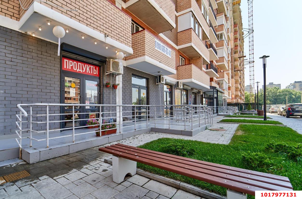 Фото №12: 1-комнатная квартира <span class="whitespace-nowrap">38 м²</span>, <span class="whitespace-nowrap">18/18 эт.</span> - Краснодар, Карасунский внутригородской округ, мкр. жилой комплекс Ясный, ул. Гидростроителей, 62к3