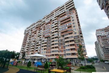 Фото №1: 1-комнатная квартира <span class="whitespace-nowrap">38 м²</span>, <span class="whitespace-nowrap">18/18 эт.</span> - Краснодар, мкр. жилой комплекс Ясный, ул. Гидростроителей, 62к3