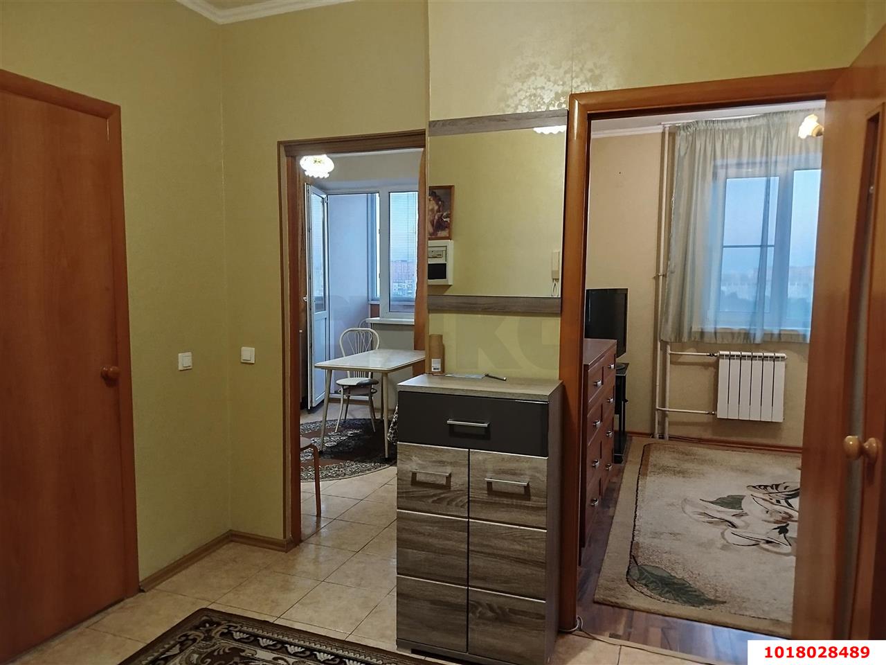 Фото №6: 1-комнатная квартира <span class="whitespace-nowrap">38 м²</span>, <span class="whitespace-nowrap">10/14 эт.</span> - Краснодар, Карасунский внутригородской округ, мкр. Гидростроителей, ул. имени Дмитрия Благоева, 24/1