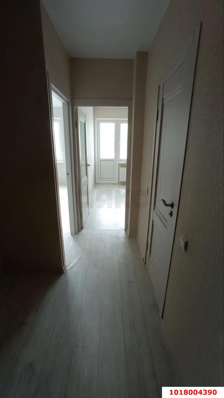 Фото №6: 1-комнатная квартира <span class="whitespace-nowrap">2 м²</span>, <span class="whitespace-nowrap">15/16 эт.</span> - Краснодар, Прикубанский внутригородской округ, Восточный, мкр. жилой комплекс Квартал № 6, ул. Генерал-лейтенанта Александра Сапрунова, 15