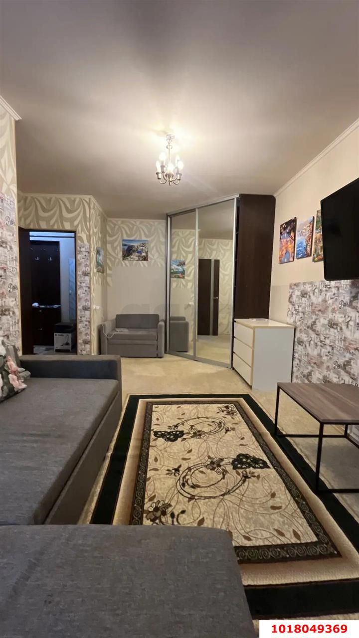Фото №2: 1-комнатная квартира <span class="whitespace-nowrap">30 м²</span>, <span class="whitespace-nowrap">1/4 эт.</span> - Краснодар, мкр. Западный внутригородской округ, ул. Одесская, 27