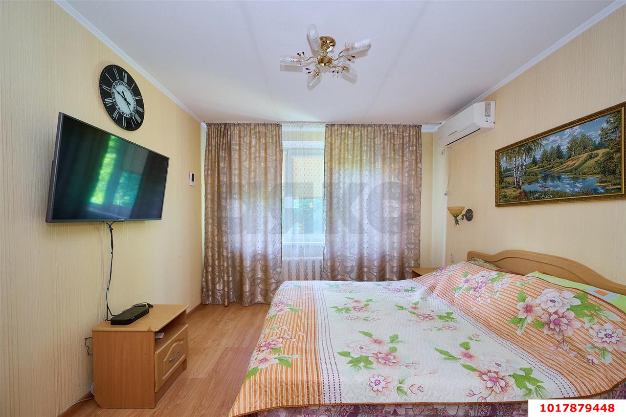 Фото №1: 3-комнатная квартира <span class="whitespace-nowrap">65 м²</span>, <span class="whitespace-nowrap">2/5 эт.</span> - Белозёрный, мкр. Прикубанский внутригородской округ, 15