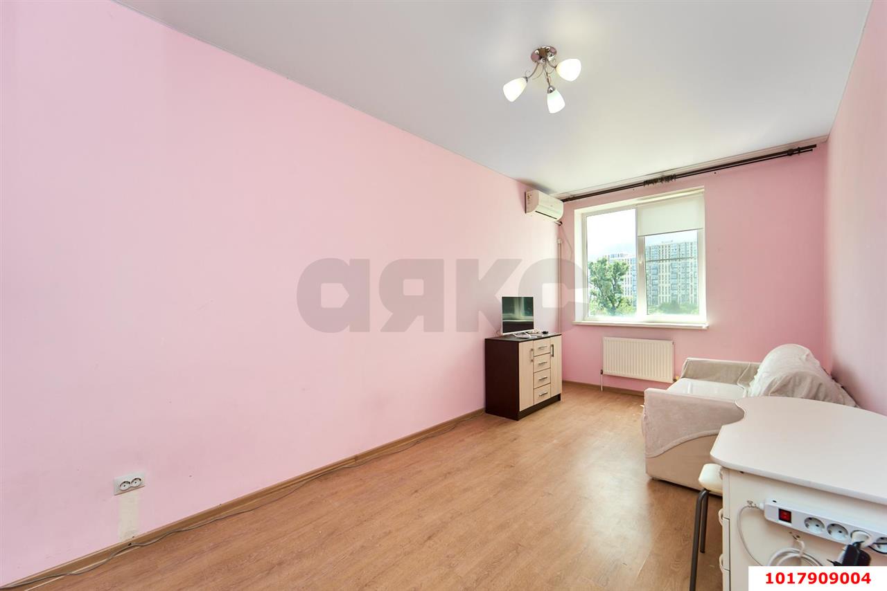 Фото №6: 1-комнатная квартира <span class="whitespace-nowrap">36 м²</span>, <span class="whitespace-nowrap">4/5 эт.</span> - Краснодар, Прикубанский внутригородской округ, мкр. жилой комплекс Краснодарский, ул. Краеведа Соловьёва, 2к1