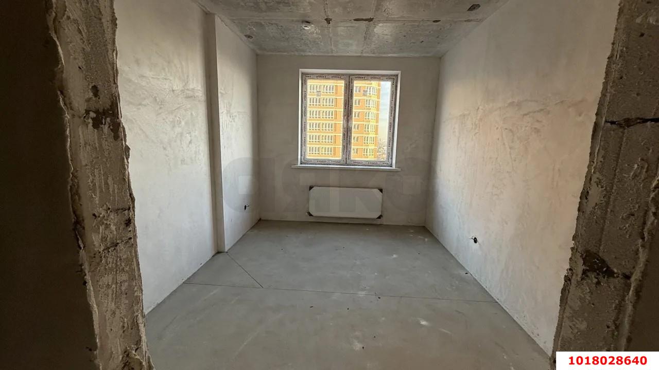 Фото №8: 2-комнатная квартира <span class="whitespace-nowrap">70 м²</span>, <span class="whitespace-nowrap">8/17 эт.</span> - Краснодар, Прикубанский внутригородской округ, мкр. 2-я Площадка, ул. Ветеранов, 85к2