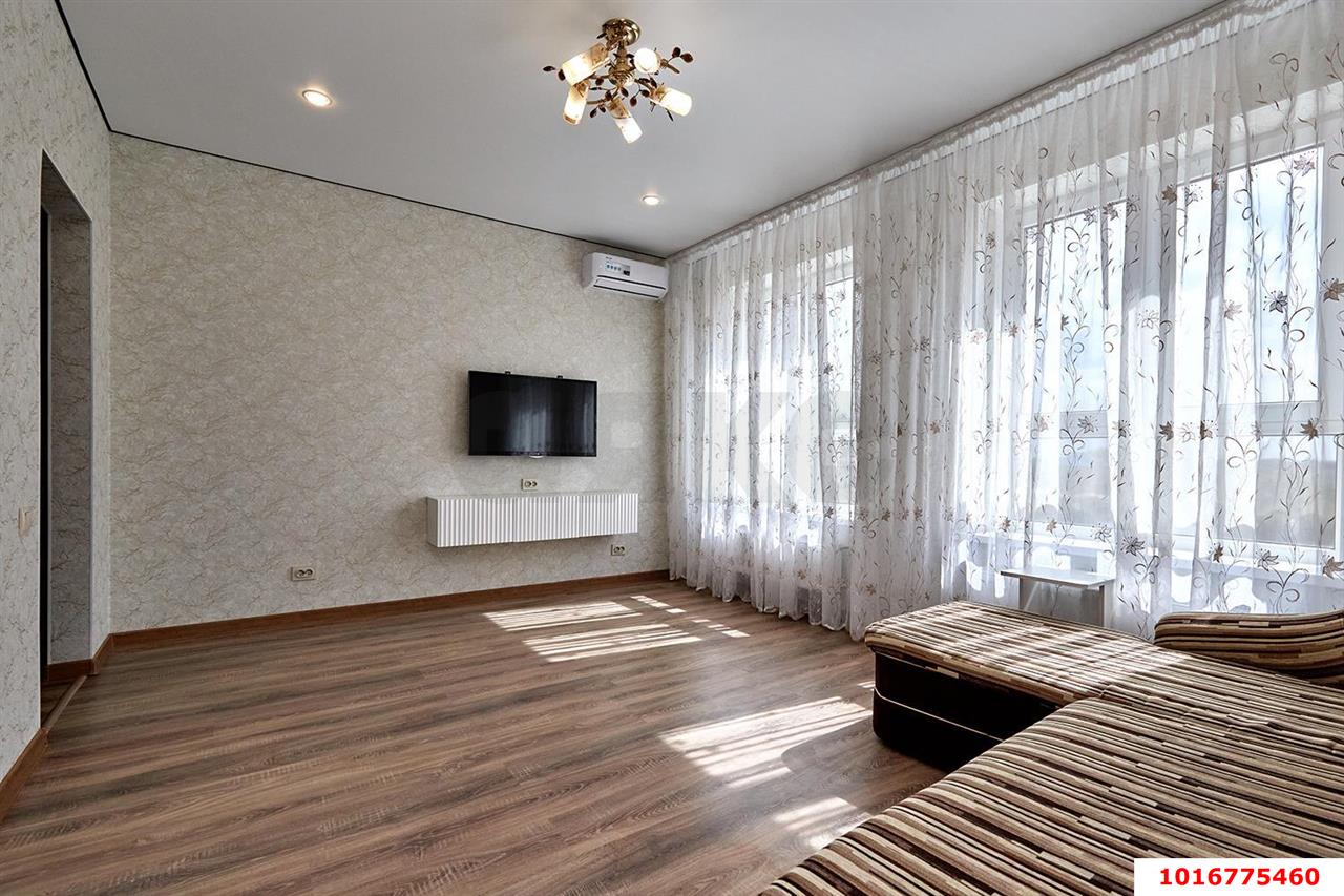 Фото №1: 1-комнатная квартира <span class="whitespace-nowrap">47 м²</span>, <span class="whitespace-nowrap">2/24 эт.</span> - Краснодар, Карасунский внутригородской округ, мкр. ЖК Сказка Град, ул. имени В.Н. Мачуги, 166к3