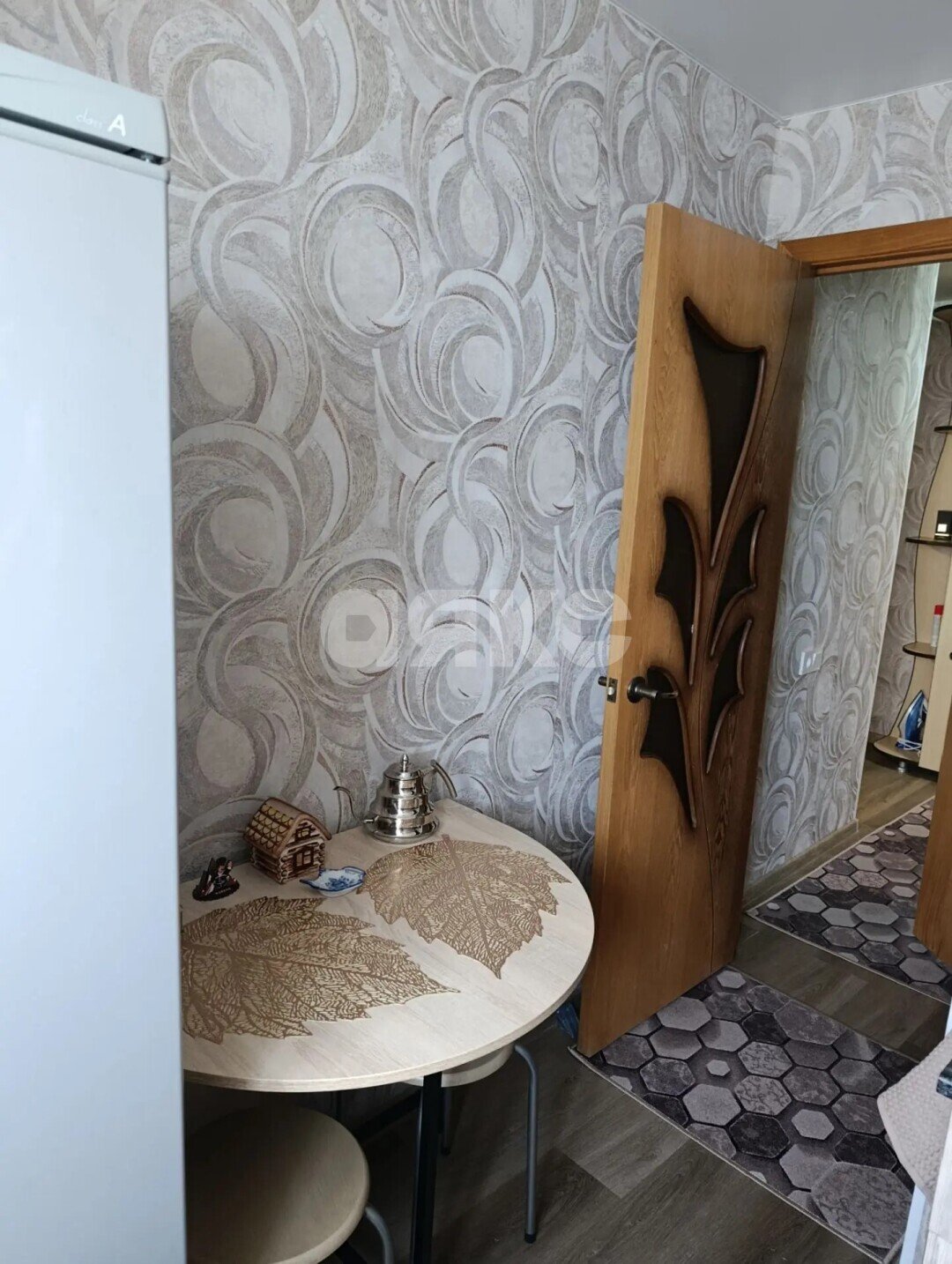 Фото №8: 1-комнатная квартира <span class="whitespace-nowrap">32 м²</span>, <span class="whitespace-nowrap">5/5 эт.</span> - Волжский, мкр. 102-й квартал, ул. Кирова, 14А