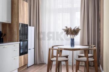 Фото №1: 2-комнатная квартира <span class="whitespace-nowrap">60 м²</span>, <span class="whitespace-nowrap">6/17 эт.</span> - Краснодар, мкр. ЖК Севастопольский, ул. имени Жлобы, 139