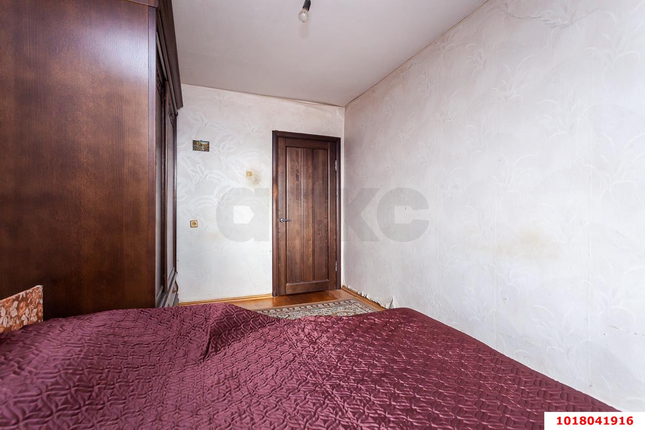 Фото №4: 2-комнатная квартира <span class="whitespace-nowrap">68 м²</span>, <span class="whitespace-nowrap">5/10 эт.</span> - Краснодар, Центральный внутригородской округ, мкр. Центральный, ул. Суворова, 74