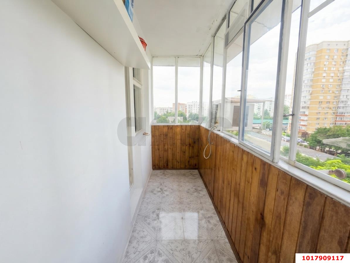 Фото №12: 2-комнатная квартира <span class="whitespace-nowrap">90 м²</span>, <span class="whitespace-nowrap">7/10 эт.</span> - Краснодар, Западный внутригородской округ, мкр. Юбилейный, пр-кт Чекистов, 28
