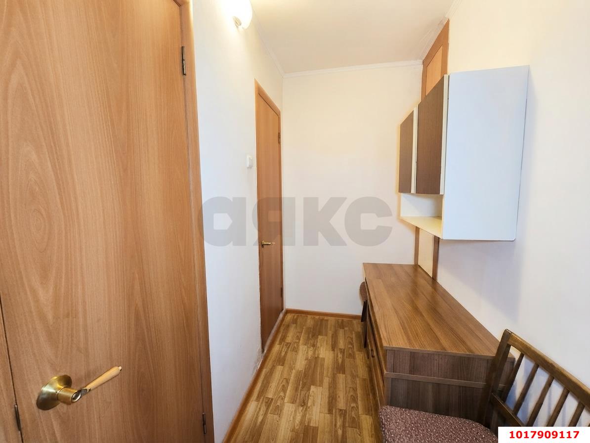 Фото №11: 2-комнатная квартира <span class="whitespace-nowrap">90 м²</span>, <span class="whitespace-nowrap">7/10 эт.</span> - Краснодар, Западный внутригородской округ, мкр. Юбилейный, пр-кт Чекистов, 28