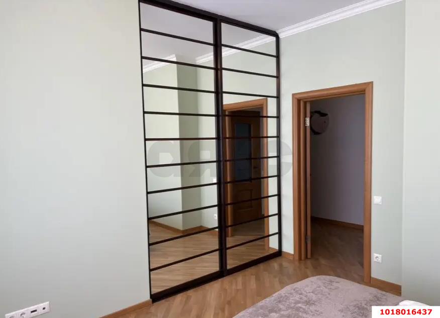 Фото №8: 2-комнатная квартира <span class="whitespace-nowrap">100 м²</span>, <span class="whitespace-nowrap">7/9 эт.</span> - Краснодар, мкр. Западный внутригородской округ, ул. Шоссе Нефтяников, 5/1