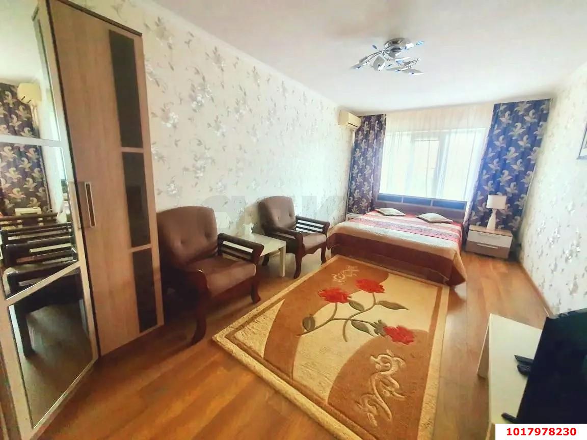 Фото №2: 1-комнатная квартира <span class="whitespace-nowrap">42 м²</span>, <span class="whitespace-nowrap">4/5 эт.</span> - Берёзовый, Прикубанский внутригородской округ, мкр. Витаминкомбинат, ул. 2-я Целиноградская, 28
