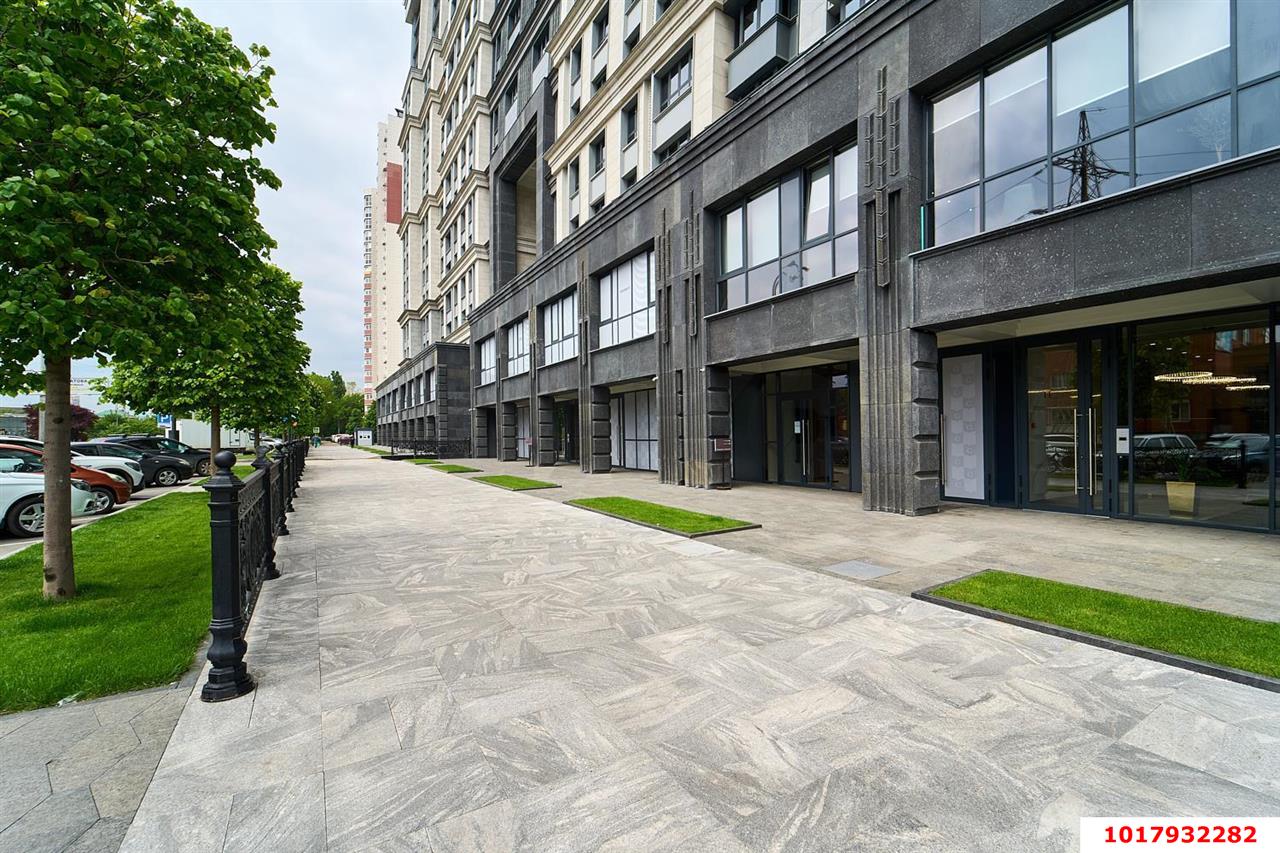 Фото №9: 2-комнатная квартира <span class="whitespace-nowrap">70 м²</span>, <span class="whitespace-nowrap">13/25 эт.</span> - Краснодар, Прикубанский внутригородской округ, Круглик, жилой комплекс Сердце, мкр. Школьный, ул. Школьная, 1