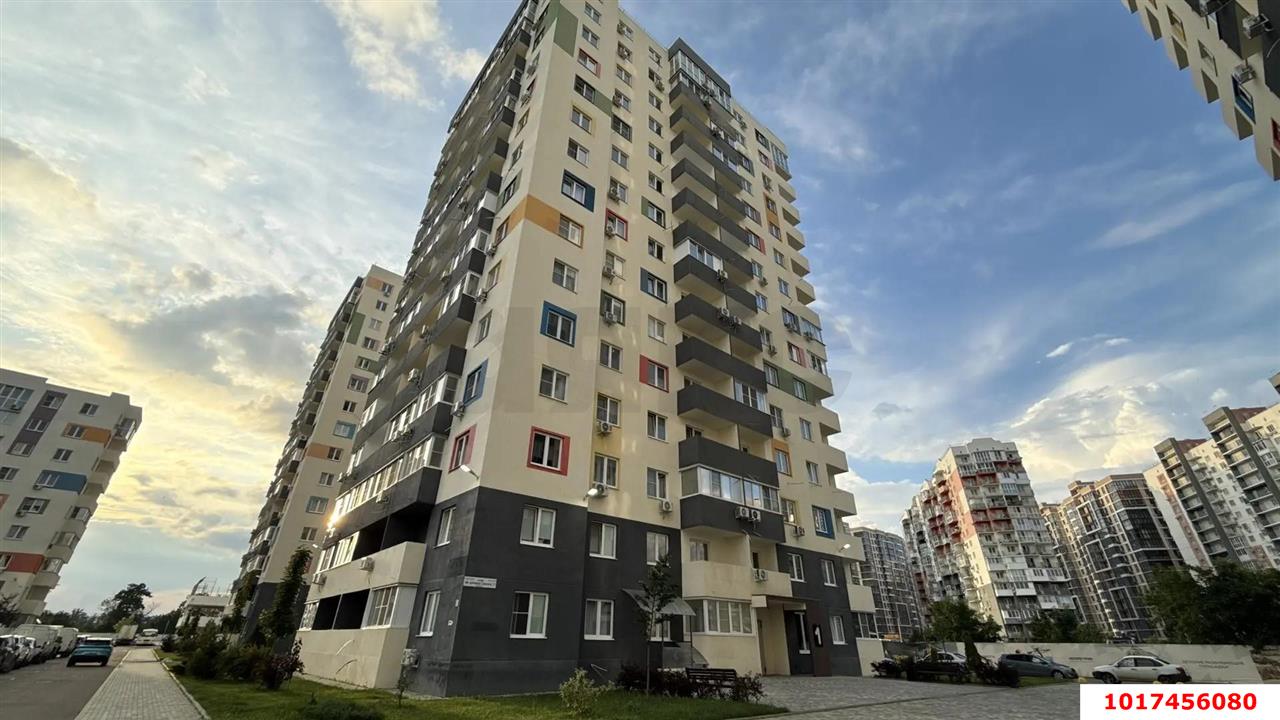 Фото №3: Студия <span class="whitespace-nowrap">25 м²</span>, <span class="whitespace-nowrap">1/15 эт.</span> - Краснодар, Прикубанский внутригородской округ, мкр. жилой комплекс Южане, ул. Даниила Смоляна, 71