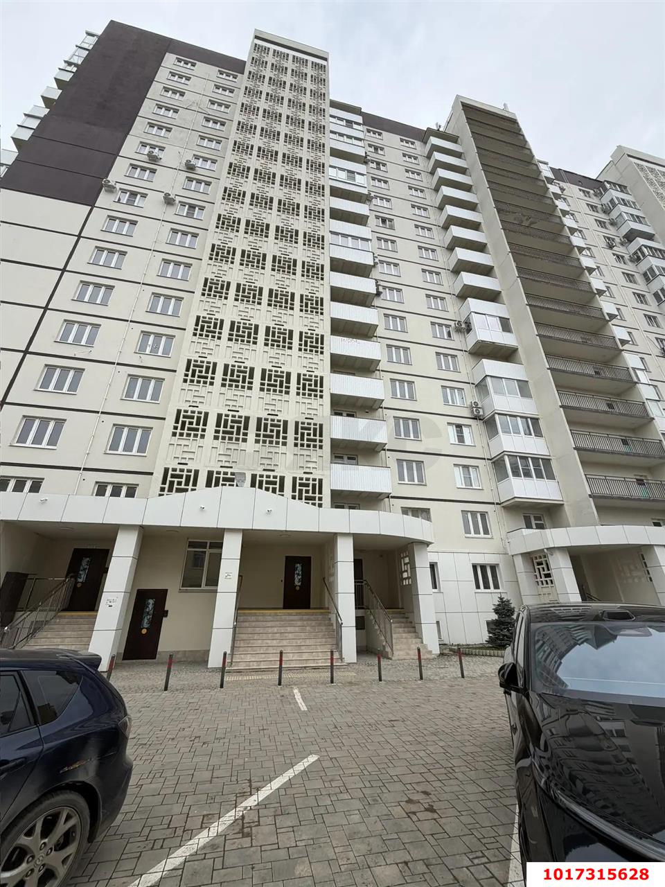 Фото №4: 3-комнатная квартира <span class="whitespace-nowrap">88 м²</span>, <span class="whitespace-nowrap">3/16 эт.</span> - Краснодар, Западный внутригородской округ, мкр. Центральный, ул. Севастопольская, 6