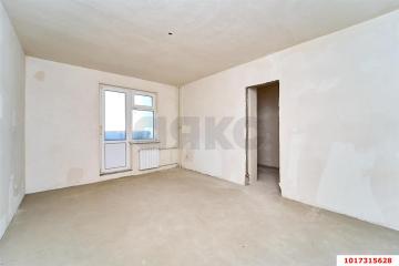 Фото №1: 3-комнатная квартира <span class="whitespace-nowrap">77 м²</span>, <span class="whitespace-nowrap">3/16 эт.</span> - Краснодар, мкр. Центральный, ул. Севастопольская, 6