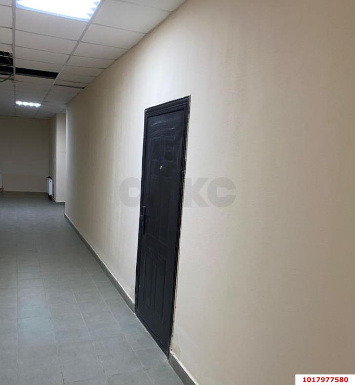 Фото №6: Студия <span class="whitespace-nowrap">20 м²</span>, <span class="whitespace-nowrap">-1/25 эт.</span> - Краснодар, Западный внутригородской округ, Фестивальный, мкр. ЖК Маршал, ул. Гаражная, 87