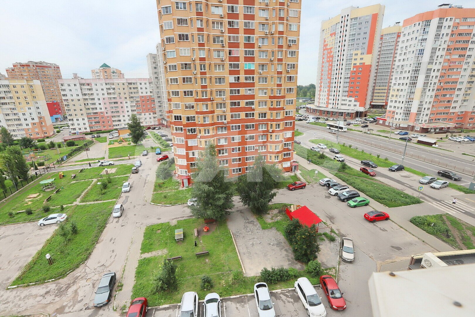 Фото №15: 3-комнатная квартира <span class="whitespace-nowrap">79 м²</span>, <span class="whitespace-nowrap">8/17 эт.</span> - Липецк, Октябрьский округ, мкр. 29-й, ул. И.В. Свиридова, 17