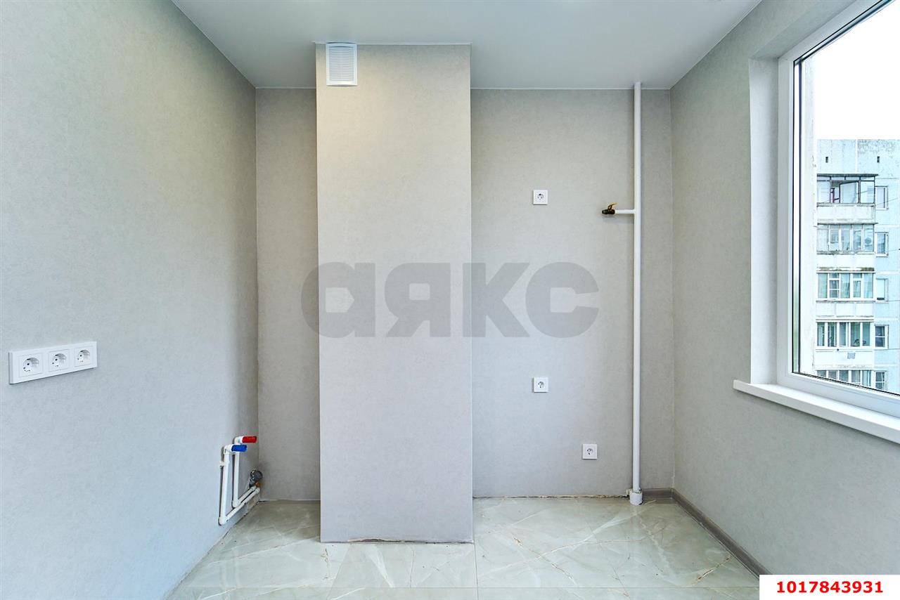 Фото №7: 1-комнатная квартира <span class="whitespace-nowrap">35 м²</span>, <span class="whitespace-nowrap">7/9 эт.</span> - Краснодар, Прикубанский внутригородской округ, мкр. Завод Измерительных Приборов, ул. Карякина, 3