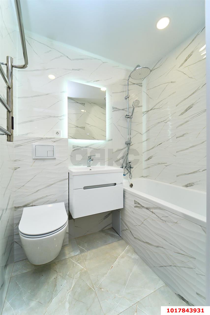 Фото №5: 1-комнатная квартира <span class="whitespace-nowrap">35 м²</span>, <span class="whitespace-nowrap">7/9 эт.</span> - Краснодар, Прикубанский внутригородской округ, мкр. Завод Измерительных Приборов, ул. Карякина, 3