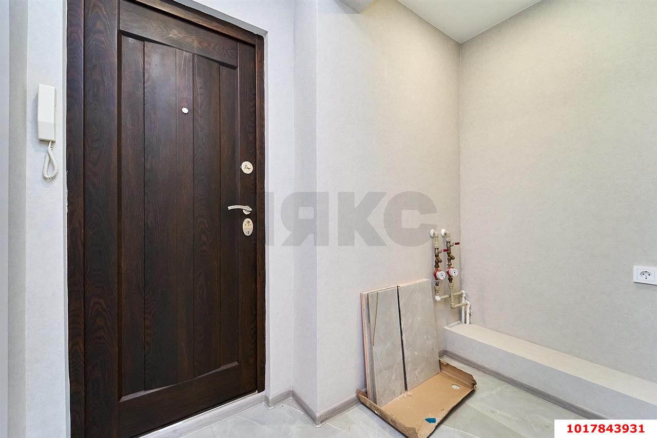 Фото №12: 1-комнатная квартира <span class="whitespace-nowrap">35 м²</span>, <span class="whitespace-nowrap">7/9 эт.</span> - Краснодар, Прикубанский внутригородской округ, мкр. Завод Измерительных Приборов, ул. Карякина, 3