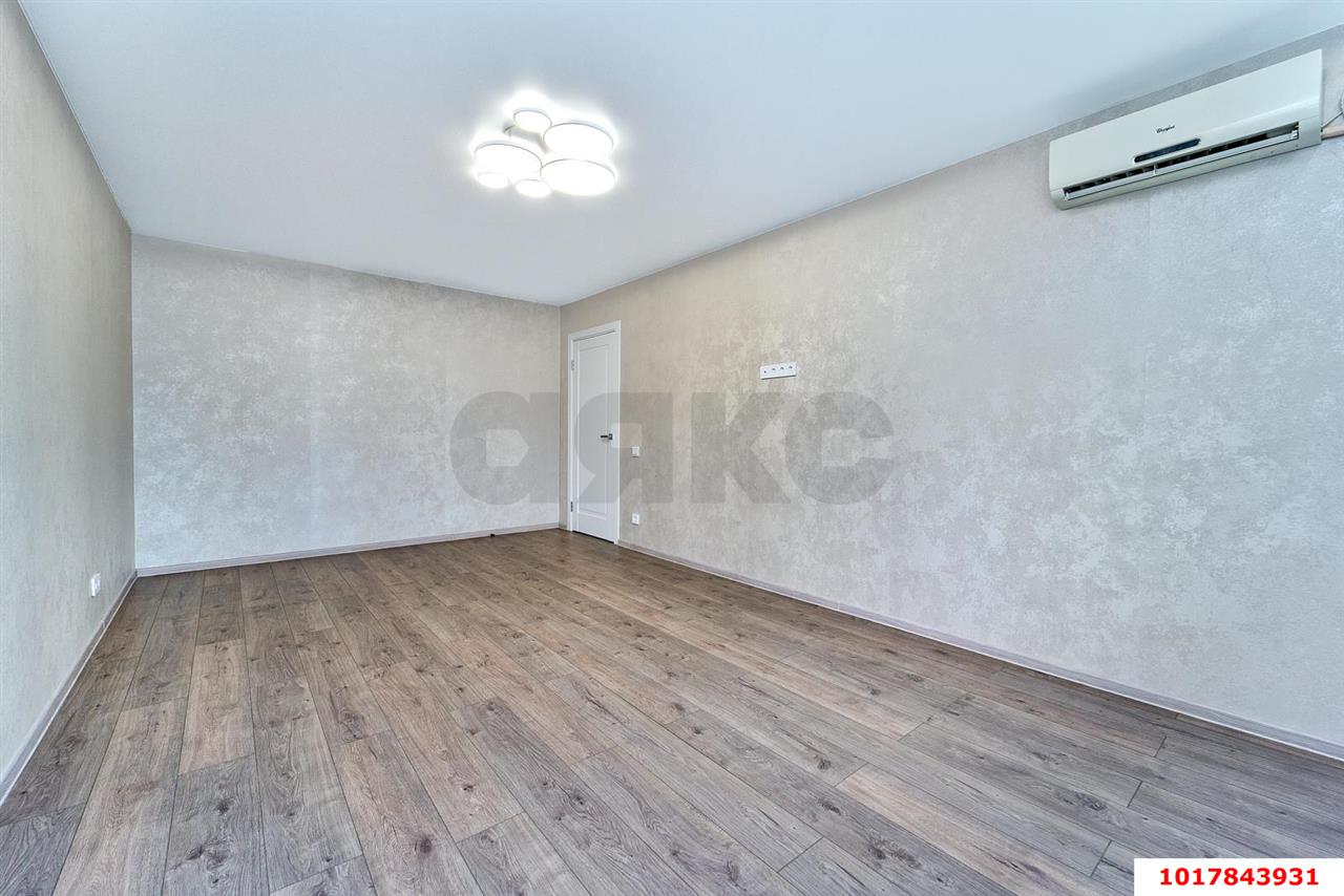 Фото №2: 1-комнатная квартира <span class="whitespace-nowrap">35 м²</span>, <span class="whitespace-nowrap">7/9 эт.</span> - Краснодар, Прикубанский внутригородской округ, мкр. Завод Измерительных Приборов, ул. Карякина, 3