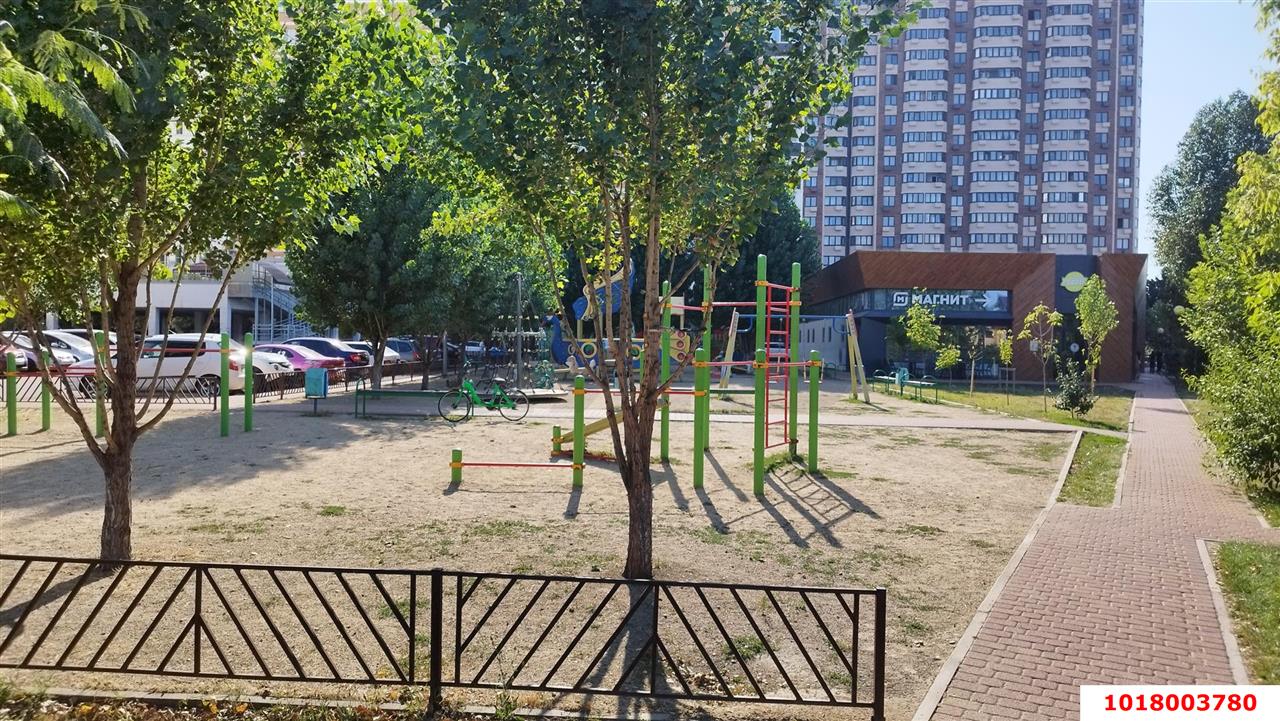 Фото №13: 1-комнатная квартира <span class="whitespace-nowrap">38 м²</span>, <span class="whitespace-nowrap">12/12 эт.</span> - Краснодар, Прикубанский внутригородской округ, мкр. имени Петра Метальникова, ул. Григория Пономаренко, 43