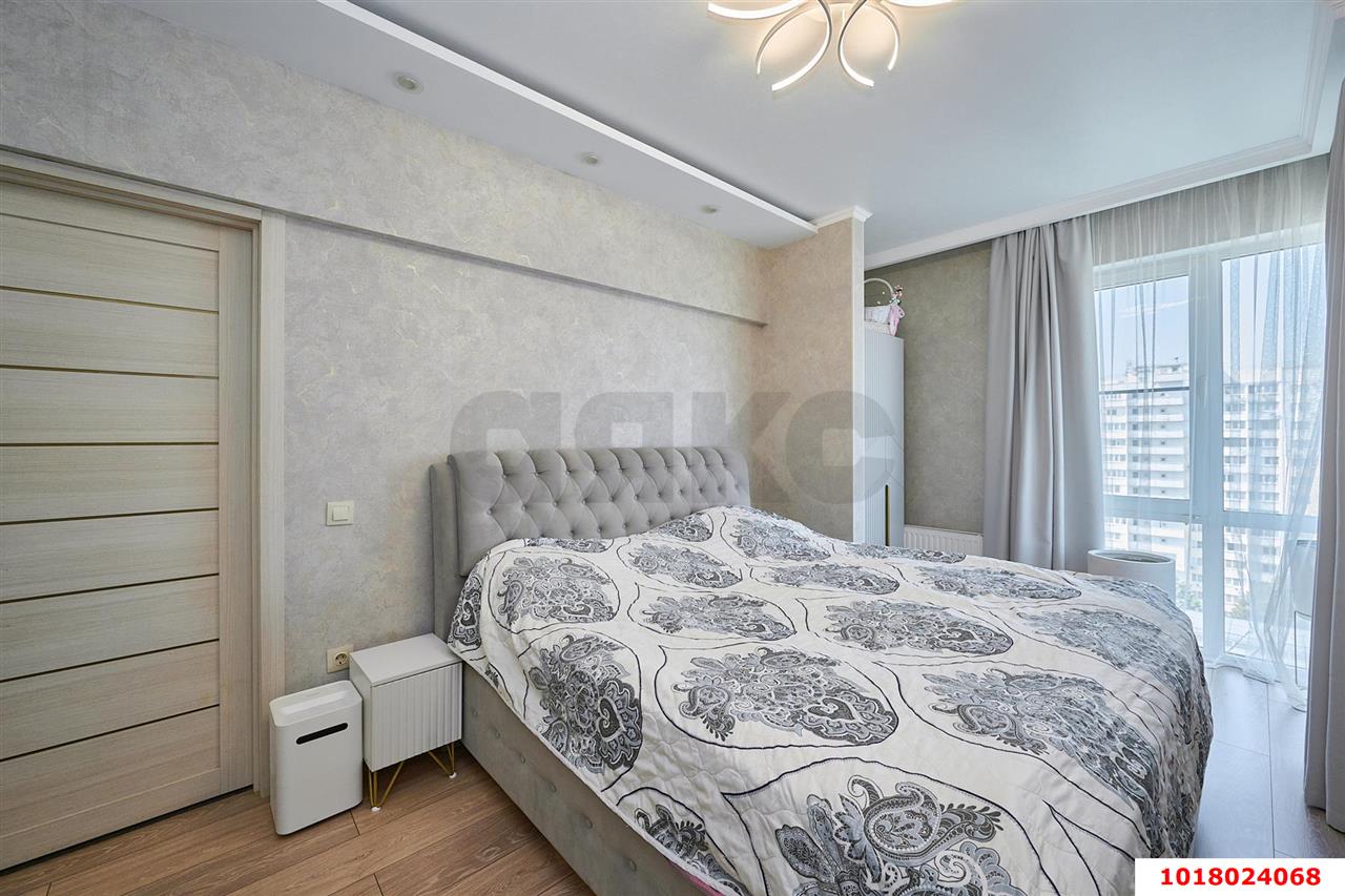 Фото №12: 3-комнатная квартира <span class="whitespace-nowrap">100 м²</span>, <span class="whitespace-nowrap">11/24 эт.</span> - Краснодар, Карасунский внутригородской округ, мкр. Камвольно-суконный Комбинат, ул. Онежская, 1